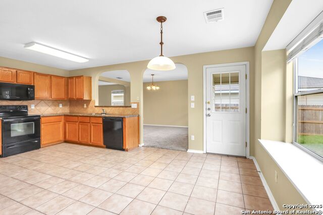 Image 4 of 25 For 9034 Barkwood