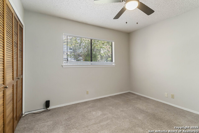 Listing photo id 20 for 137 Saddle Club Cir