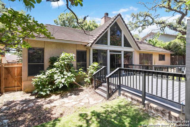 Listing photo id 23 for 137 Saddle Club Cir