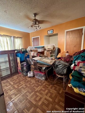 Image 13 of 20 For 2119 Chesterhill