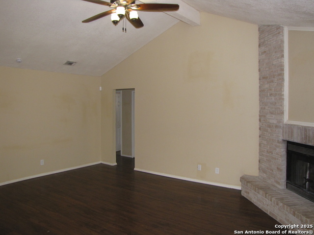 Image 7 of 18 For 206 Clear Oak