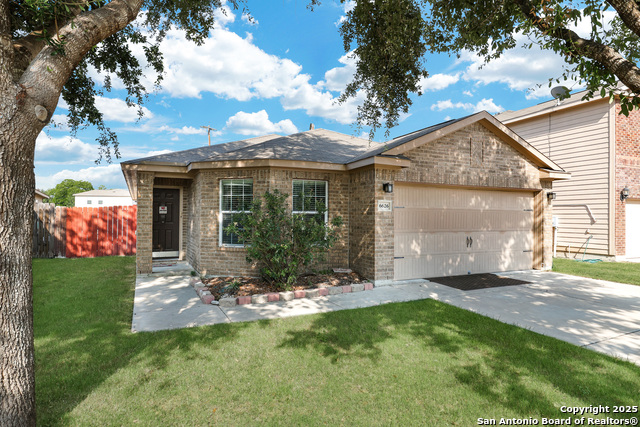 Listing photo id 0 for 6626 Luckey Tree