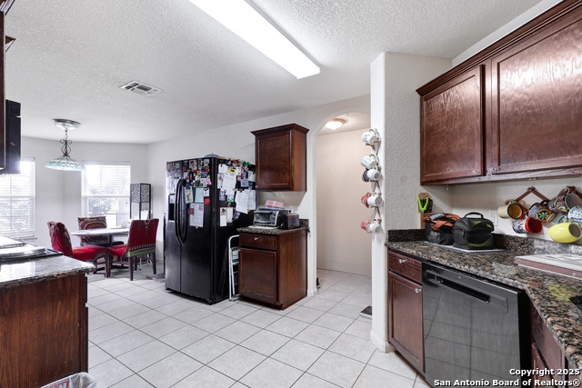 Listing photo id 4 for 6626 Luckey Tree
