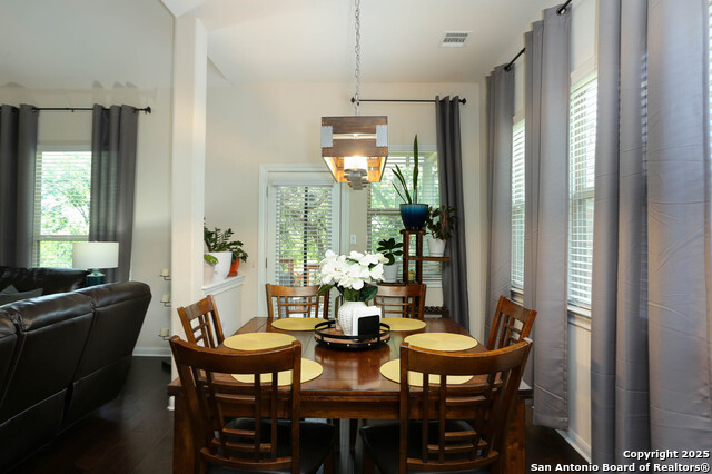 Image 15 of 31 For 25618 Nabby Cove