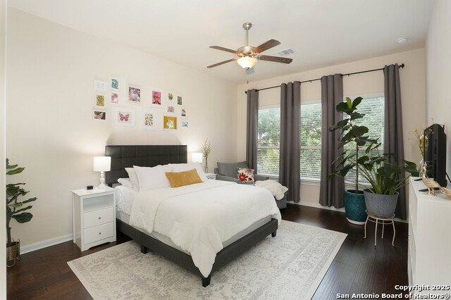 Image 16 of 31 For 25618 Nabby Cove
