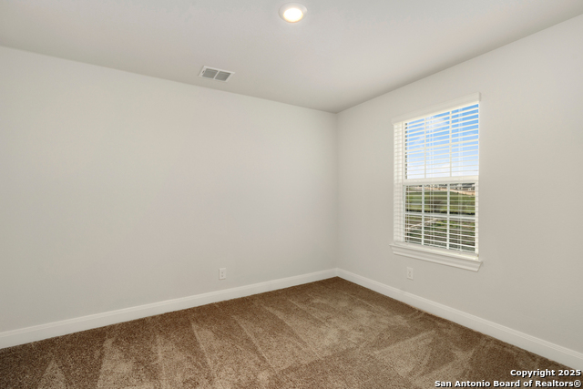 Listing photo id 9 for 6509 Titan Park