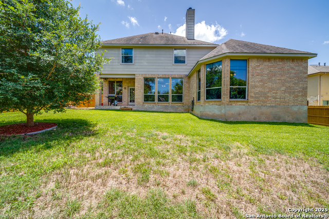 Image 30 of 37 For 139 Sable Heights