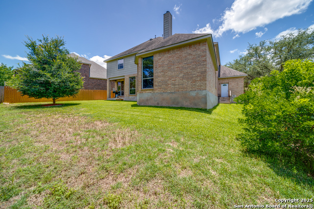 Image 31 of 37 For 139 Sable Heights