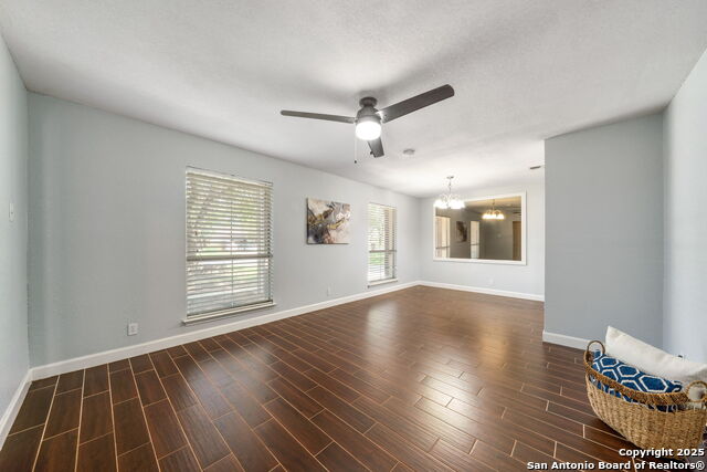 Image 10 of 24 For 13706 Sunny Glen