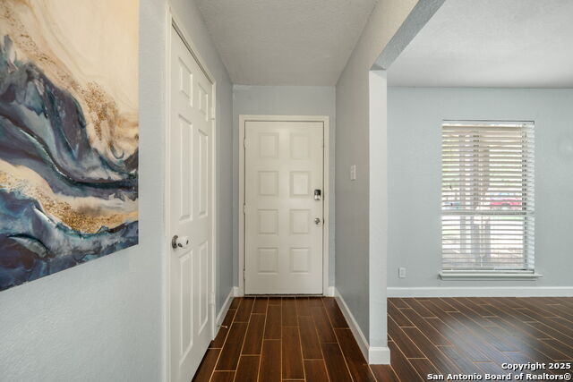 Image 2 of 24 For 13706 Sunny Glen