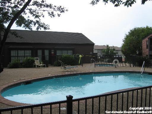 Image 2 of 12 For 4803 Hamilton Wolfe Rd  111