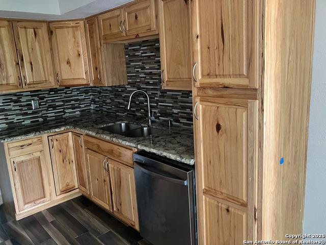 Image 3 of 28 For 6718 Cypress Lake