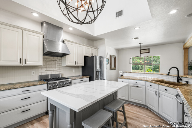 Listing photo id 8 for 131 Rio Frio