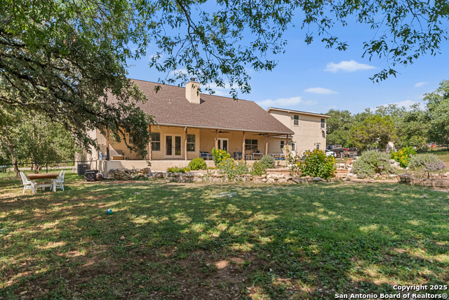 Listing photo id 29 for 131 Rio Frio