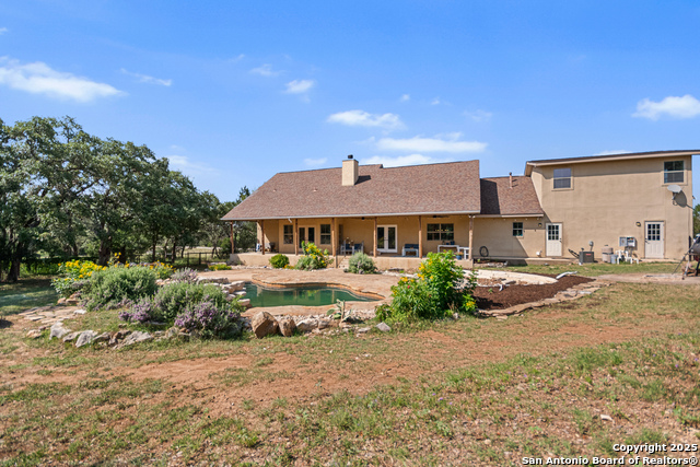 Listing photo id 30 for 131 Rio Frio