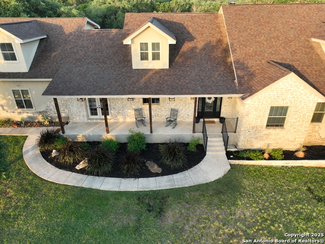 Listing photo id 34 for 131 Rio Frio