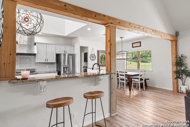 Listing photo id 5 for 131 Rio Frio