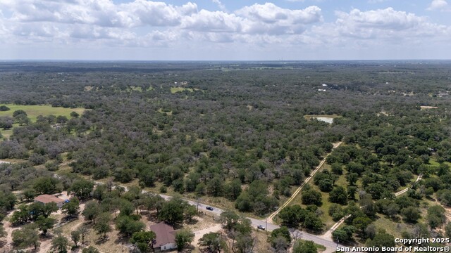 Listing photo id 2 for 2404 County Road 320