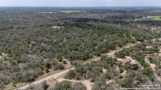 Listing photo id 3 for 2404 County Road 320