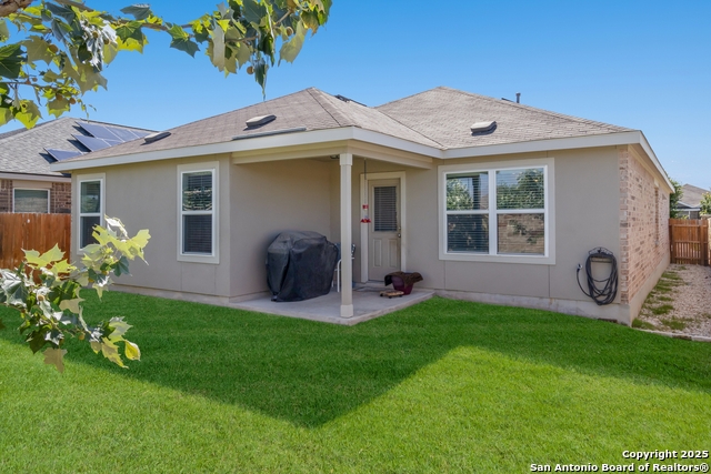 Listing photo id 19 for 8405 Lamus Wheel