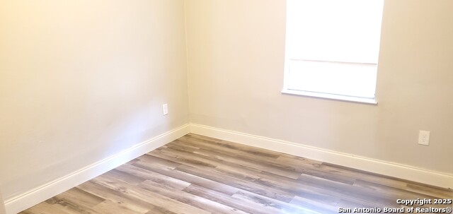 Image 15 of 27 For 615 Delmar  