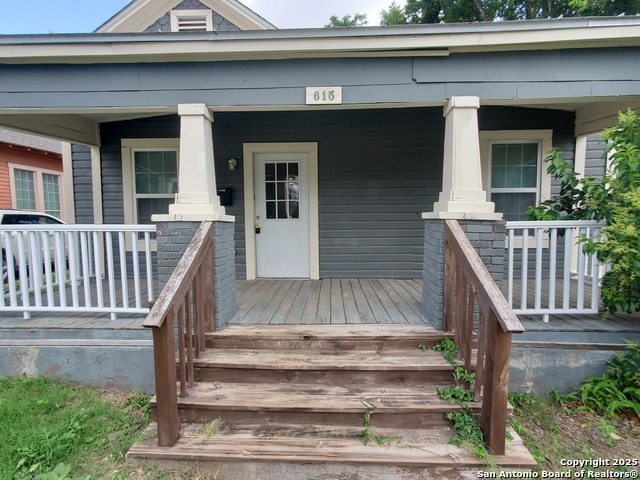 Image 4 of 27 For 615 Delmar  