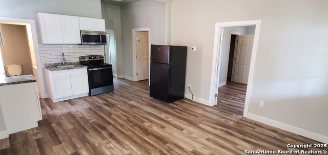 Image 9 of 27 For 615 Delmar  