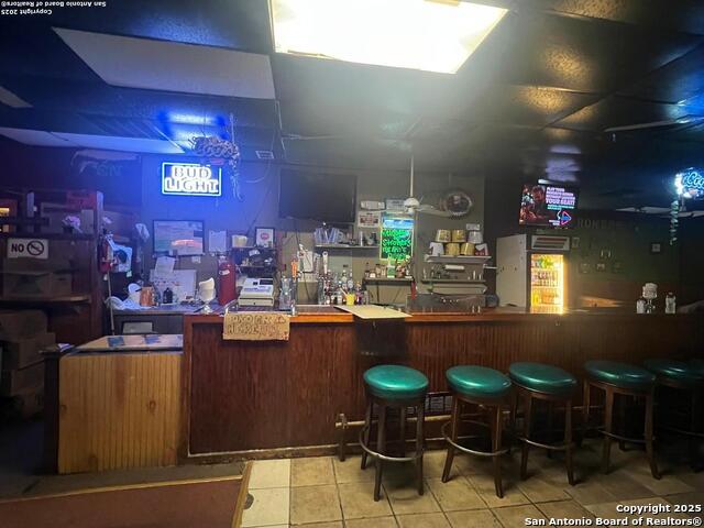 Image 4 of 32 For 705 Roosevelt