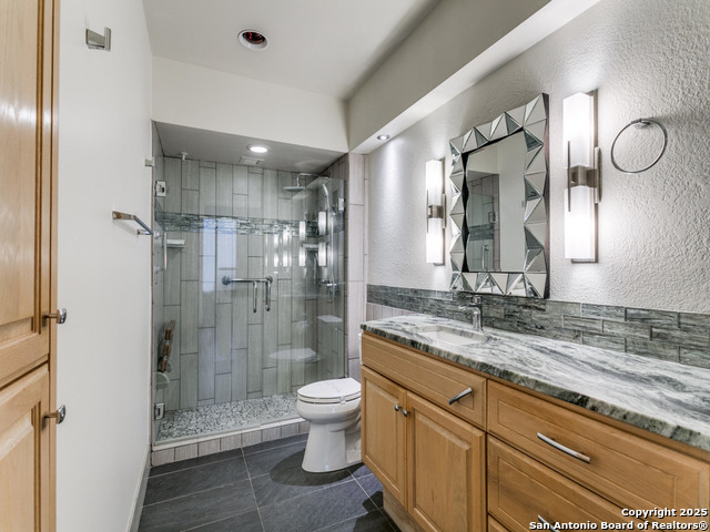 Listing photo id 19 for 1 Towers Park  1803