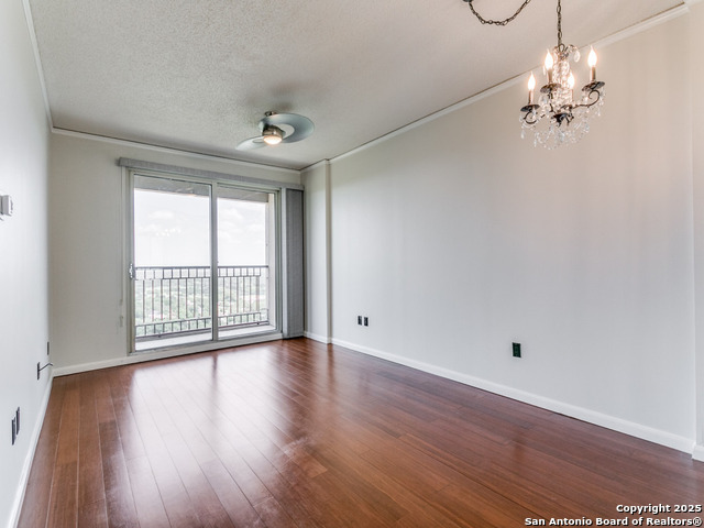 Listing photo id 6 for 1 Towers Park  1803