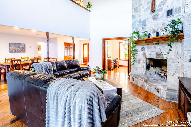 Image 7 of 34 For 1007 Misty Water