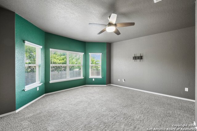 Listing photo id 14 for 7314 Birch Stage