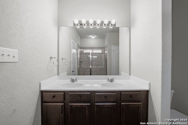 Listing photo id 26 for 7314 Birch Stage