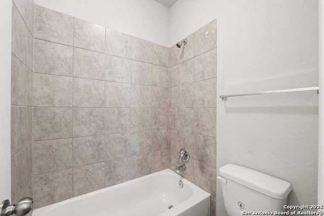 Listing photo id 27 for 7314 Birch Stage