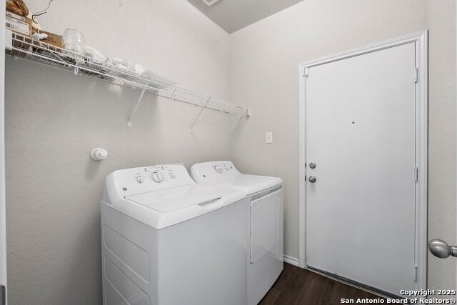 Listing photo id 31 for 7314 Birch Stage