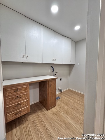 Image 19 of 20 For 5303 Charter Oak Dr