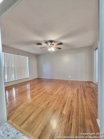 Image 3 of 20 For 5303 Charter Oak Dr