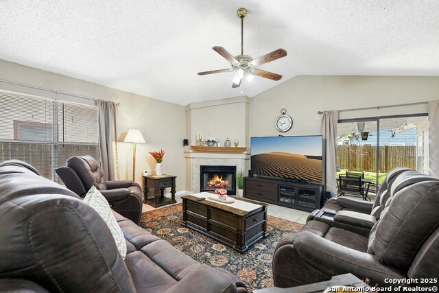 Image 5 of 20 For 9139 Tree Village