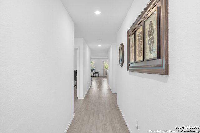 Listing photo id 26 for 6919 Pail Place
