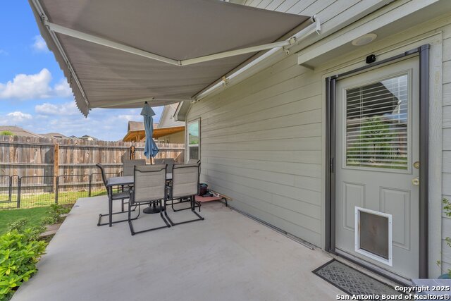 Listing photo id 28 for 6919 Pail Place