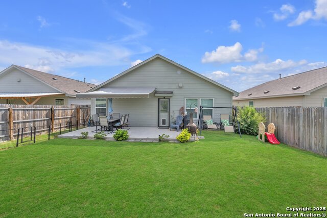 Listing photo id 29 for 6919 Pail Place