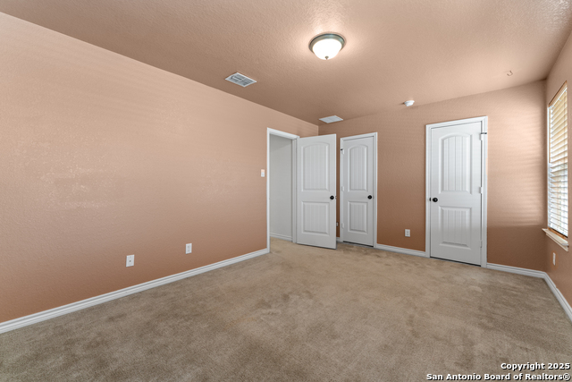 Image 18 of 29 For 583 Pebble Bend
