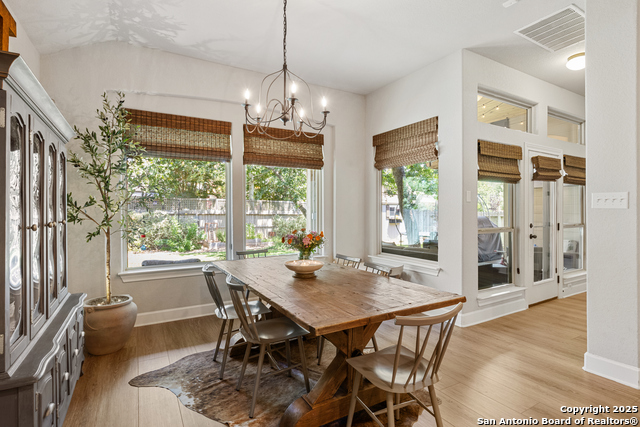 Listing photo id 10 for 227 Woods Of Boerne