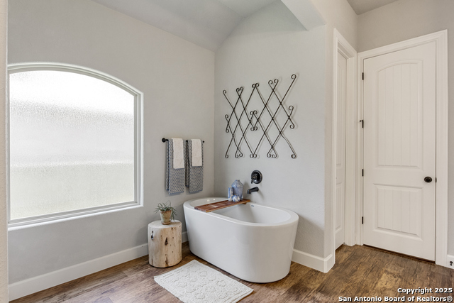 Listing photo id 27 for 227 Woods Of Boerne