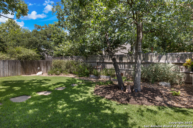 Listing photo id 34 for 227 Woods Of Boerne