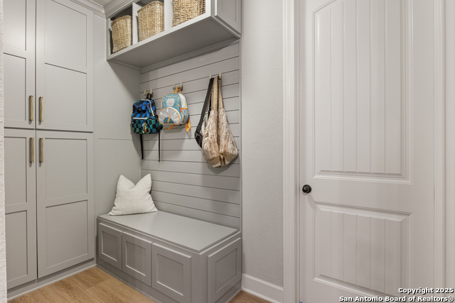 Listing photo id 5 for 227 Woods Of Boerne