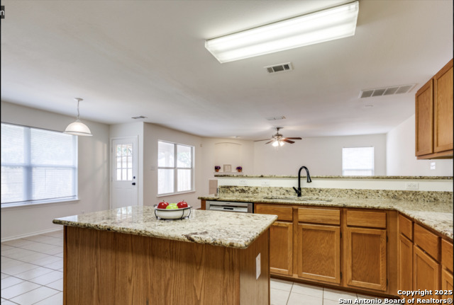 Image 12 of 46 For 11323 Newkirk