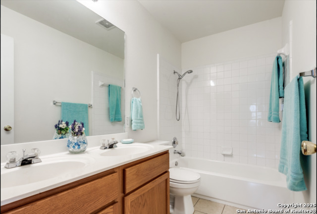 Image 21 of 46 For 11323 Newkirk