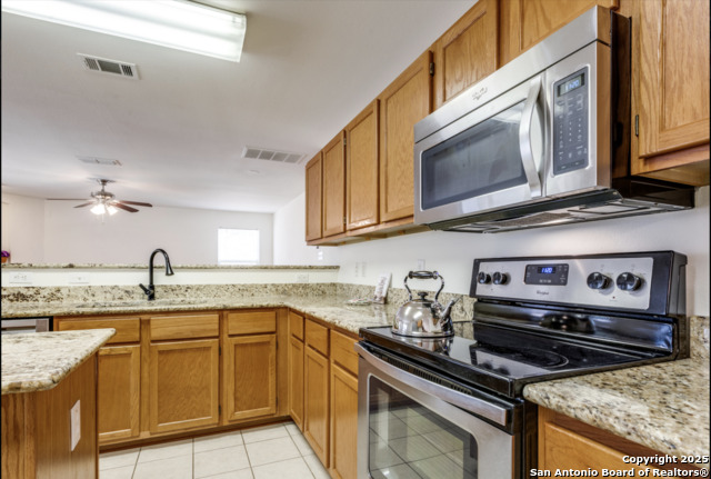 Image 9 of 46 For 11323 Newkirk