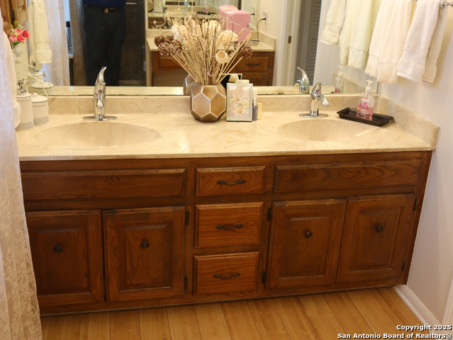 Image 16 of 25 For 6035 Royal Breeze